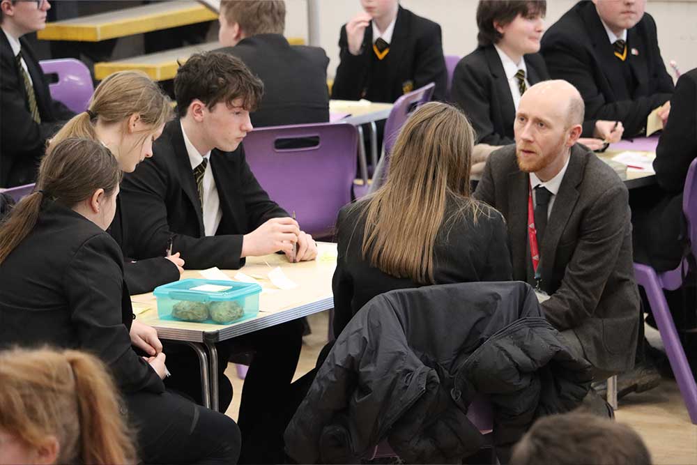 Student Parliament Meeting 1000x667